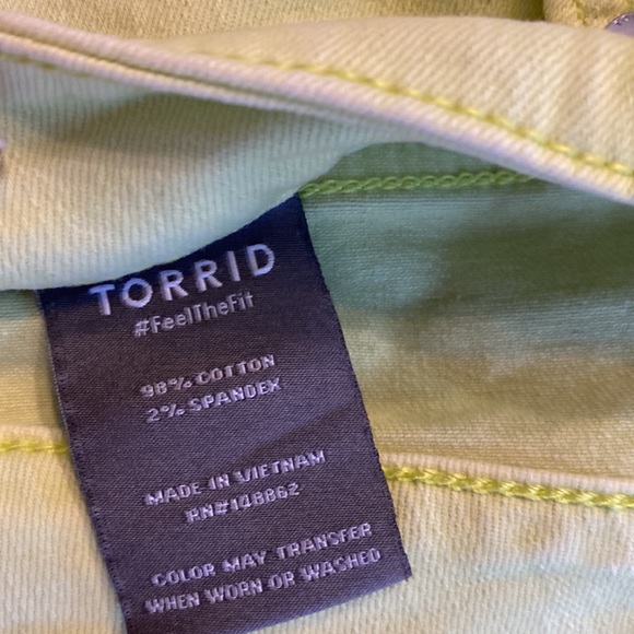 Torrid size 20 neon yellow cut off shorts - Picture 3 of 4